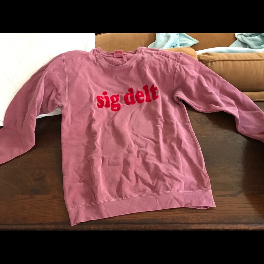 Sweatshirt
